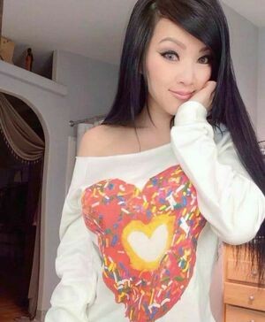 Vampybitme Linda Le / vampybitme