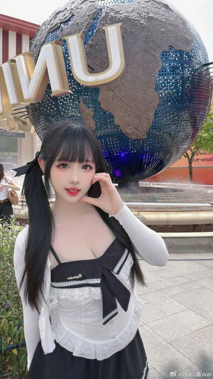 Miko / Mikomikoww / freemikomihokina / mikomikowow