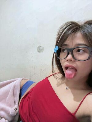 Riska Saputri / Riskanjut / riskaputri7