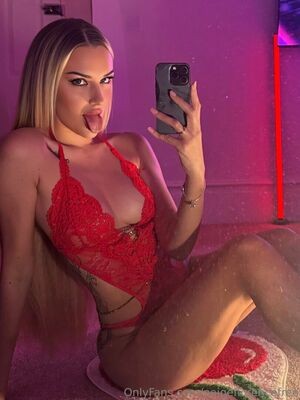 paige_florence_ / paigeflorencefree