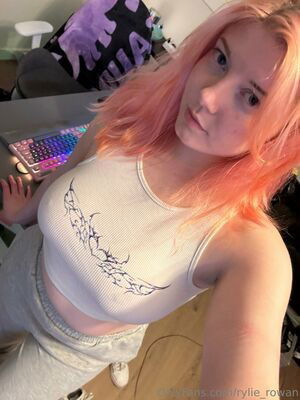 Rylie Rowan / rylie_rowan_vip / ryliexrowan