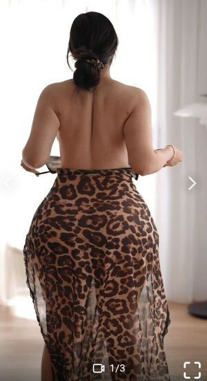 Ameliasocurvy / urthickpersiangf / urthickpersiangfnoppv / yourthickpersiangf