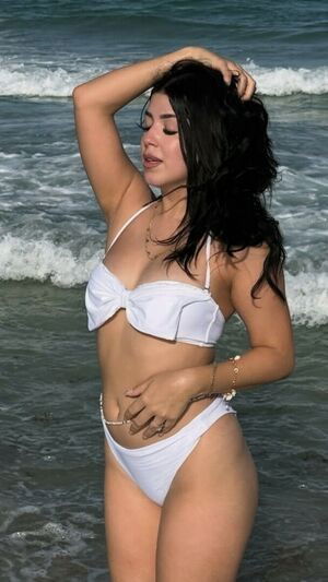 iamsofiabella / sofia.bella