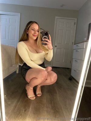 porcelain_piggy / porcelainpiggiesff