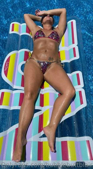 bubblebutt_art / bubblebuttblair