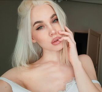 Dinna / dinnaminotta / i.am.dinna / xDinnax