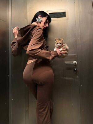 Eva Gurari / MIRÈLE / fraukrauze / mcmirella