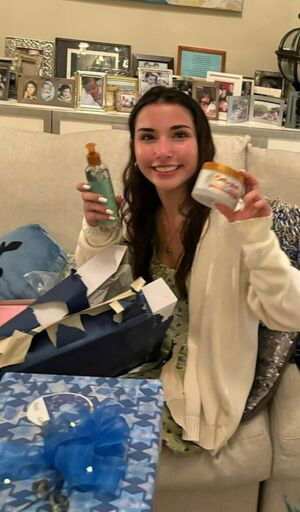 Pea Asmr / asmr_peaches_one / peasandpies