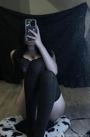 M1lkykitty / Milky Kitty / MilkyKittyxo / Victoria Celine / victoria._celine