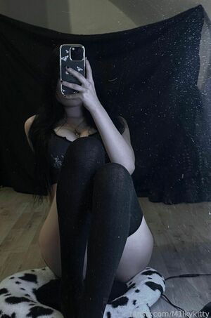 M1lkykitty / Milky Kitty / MilkyKittyxo / Victoria Celine / victoria._celine