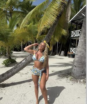 Jessica Worthington / jess__worthington / worthington94