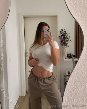 Lisa Buckwitz / lisa.buckwitz / lisa_buckwitz