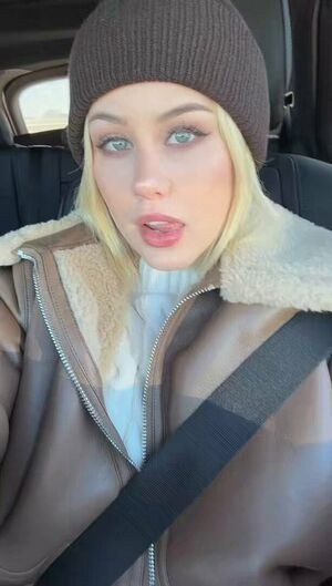 Mercedes Blanche / mercedes.blanche / mercedesblanche1 / missmercedesblanche / mszrsmerci