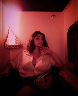 adeinwonderland / adeyinwonderland