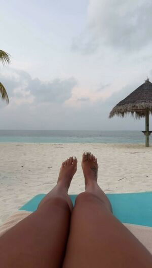 Antonia / Antonia Iacobescu / antoniamackenzie