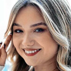 Julia Beautx / Julia Willecke / JuliaBeautx