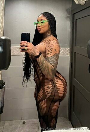 Ilovenikkisweets / mz_nikkisweets / nikkisweet6 / nikkisweetsssss