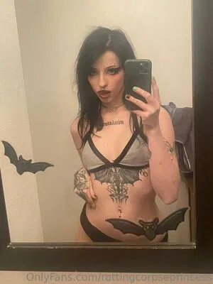 rottingcorpseprincess