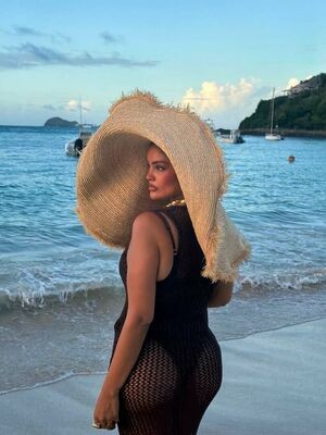 Jocelyn Corona / Josscorona_ / jocelyncorona_ / jocelyncoronamodel / jocelyncoronamodel...