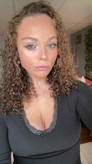 Hannahbae79 / Hannahblanco1