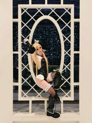 Aara Lee / aara.lee / smalltitgirl