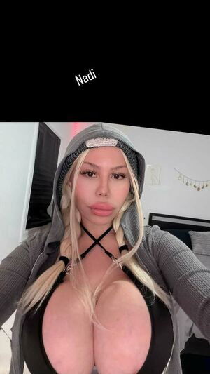 Hannah Capasso / thecapassotriplets