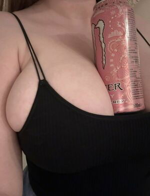 junoniia / prettyangelgrrl