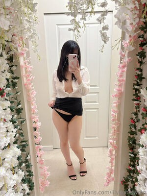 lilylightsworn