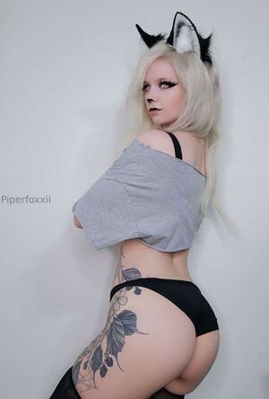 piper.foxx / piperfoxx / piperfoxxii