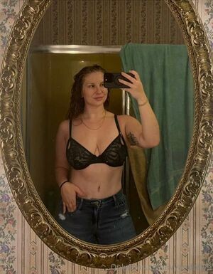 Ivy Andrews / MissIvyAndrews / ivyandrews / ivyandrewsss