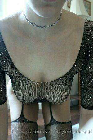 cloudmomostrife / strberrylemoncloud