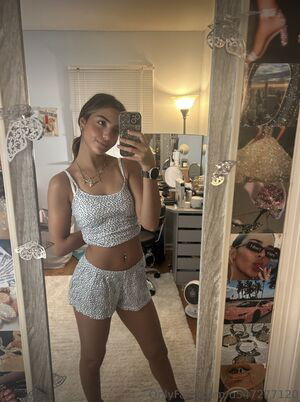 maiamoore / themiaamoore