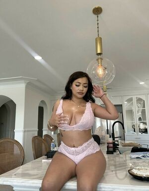 karlitaae / kkarlita_