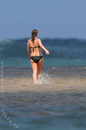 Drew Barrymore / DrewBarrymore