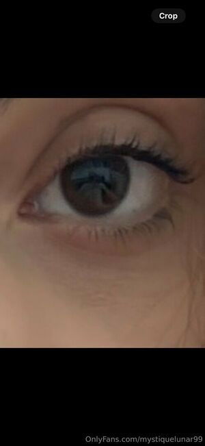 mystiqueluna_ / mystiquelunar99