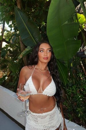 Robyn / robyn_moore / robynmoore / robynmoore_