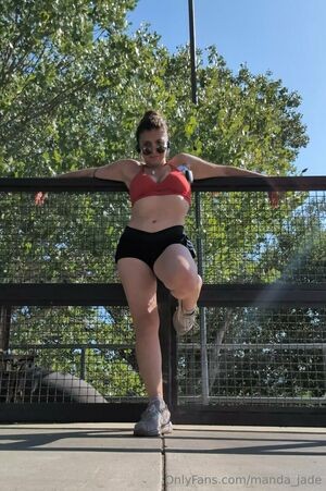 _manda_jade_ / manda_jade