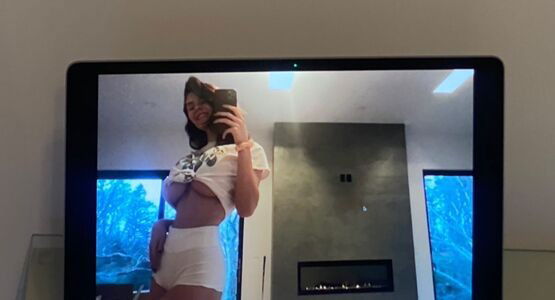 AshAnn99 / Ashley Tervort / Tervortashleyx / ashhleytervort / ashleytervort