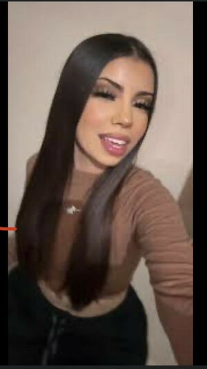 Nikkimartinezzz / nikkimn_17
