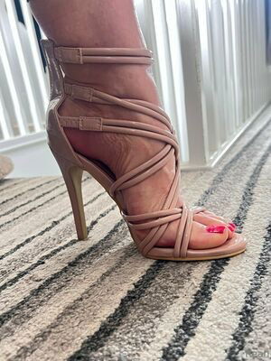 cheekysoles333 / chelsiejayy