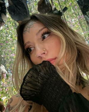 Pterodactylsftw / twowheelsandaponytail