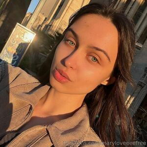 maryloveeeeeee / maryloveeeefree