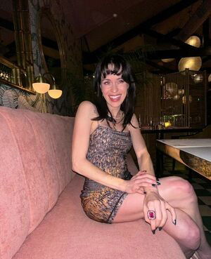 jenhearts247 / jenloveheart