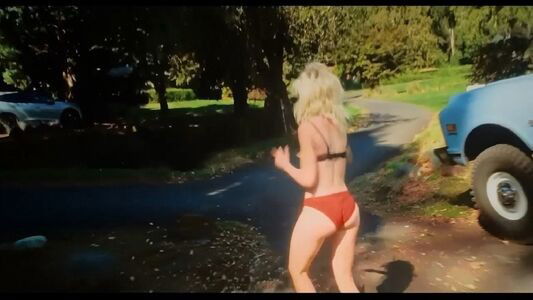 Willa Fitzgerald / willafitz