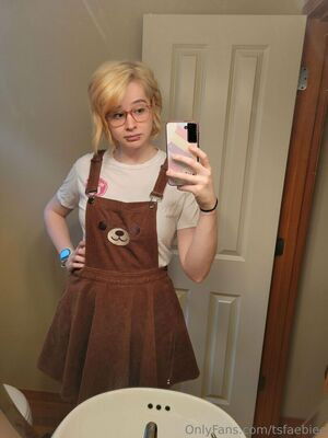 Tsfaebiee / funsizeherself