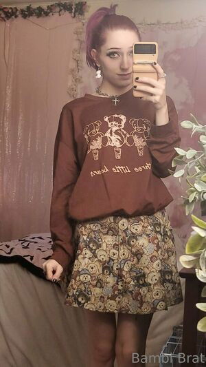 Little_lost_doe / ur_succubus_gf / xxbambibratxx / xxbambitratxx