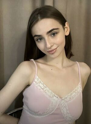 Megan_Berry / Tinycake / tinycakefree