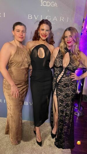 Courtney Hope / TheCourtneyHope / courtneylove0210