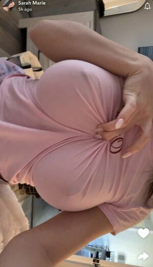 Sarah Argabrite Christian / mrs_sara_argabright / sarahargabritefree