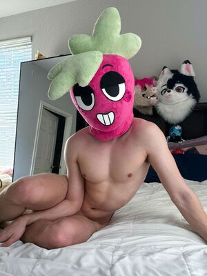 Miki the Wolf / Mikiwolf / Mikiwoof / miki.woof